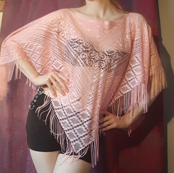 2/$25 Vintage Pink Crochet Lace Knit Fringe Poncho Top - Picture 11 of 11